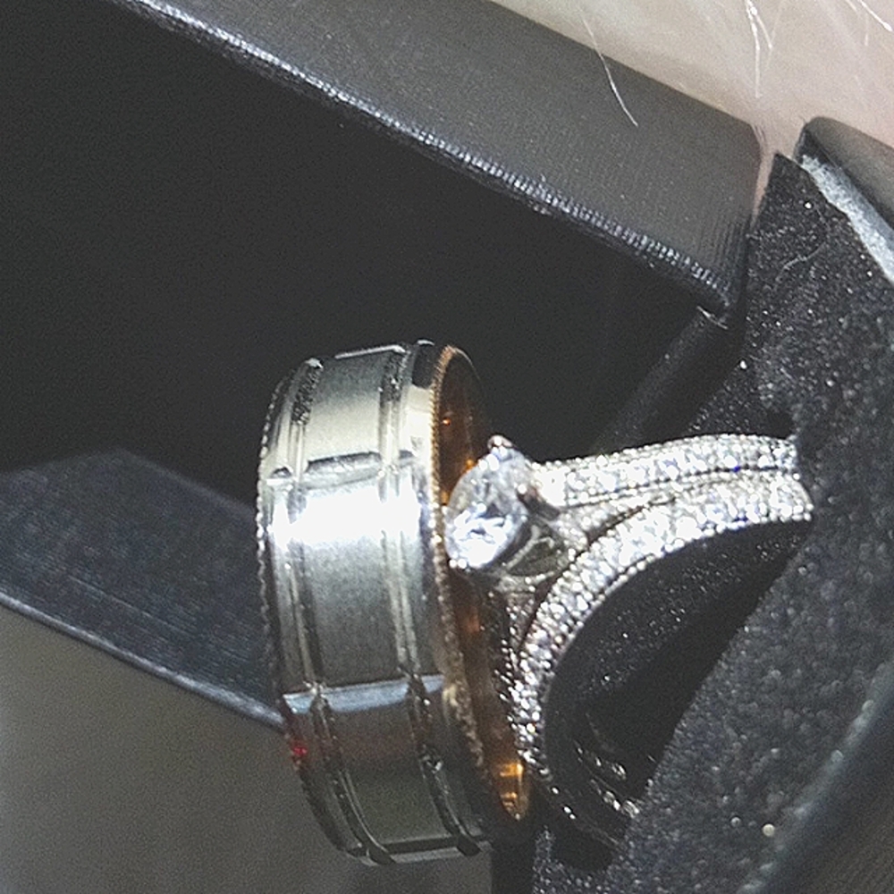 WEDDING BANDS PROPOSAL SET NEW GIFT BOXES !!